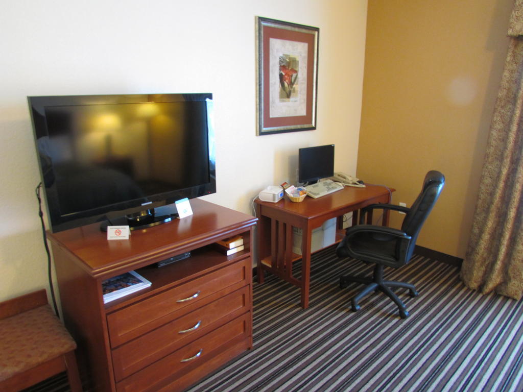 Super 8 By Wyndham Austin/Airport South Hotel Quarto foto