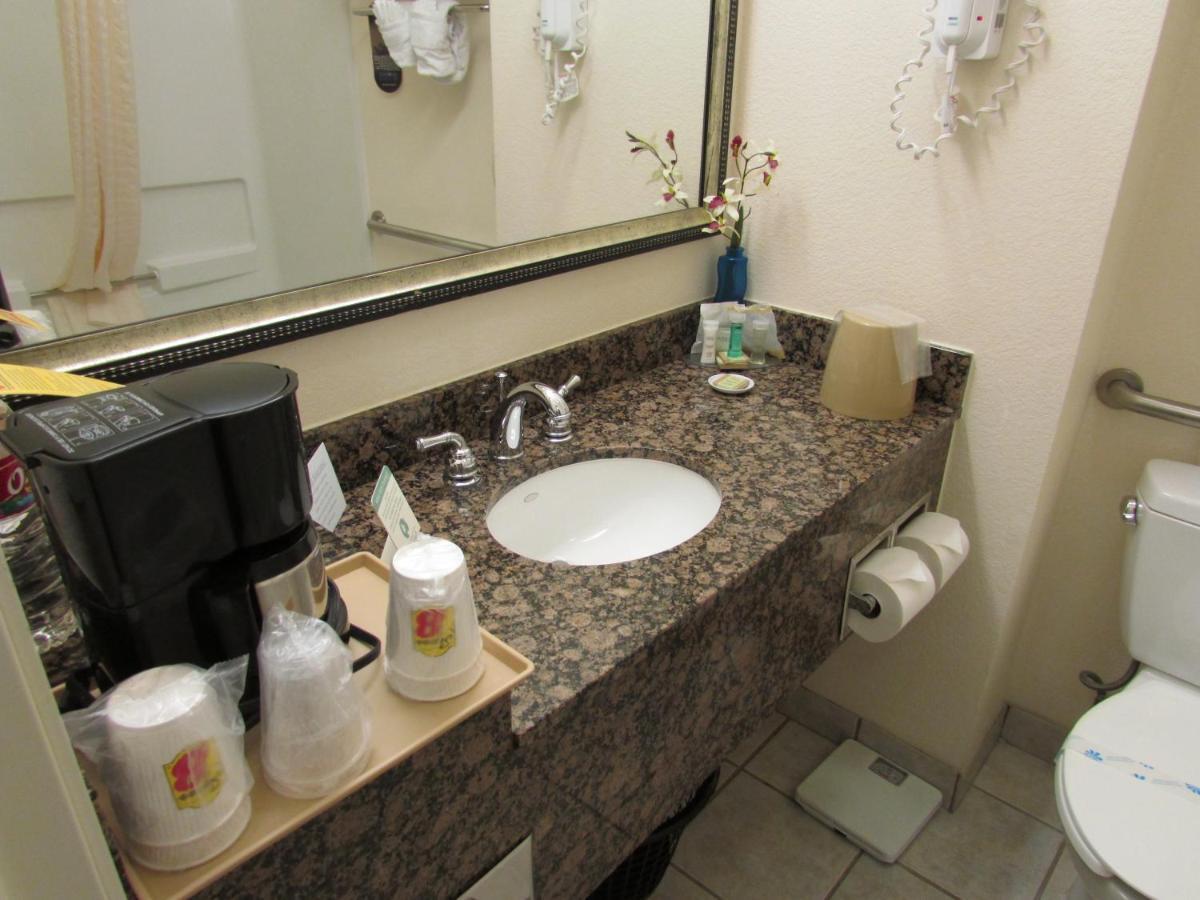 Super 8 By Wyndham Austin/Airport South Hotel Quarto foto